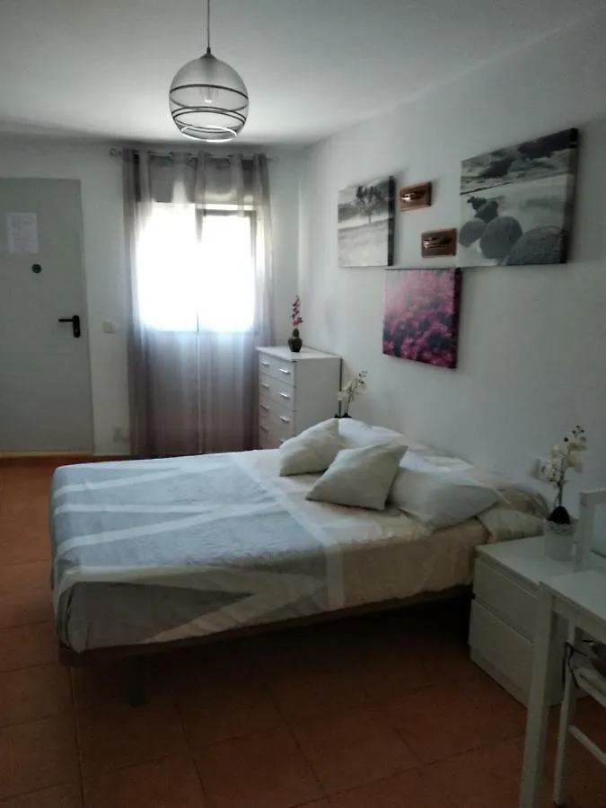 Coqueto estudio con acceso a piscina Tarifa 0*,